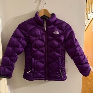The North Face Vibrant Purple Puffer Jacket 550 kids 7/8